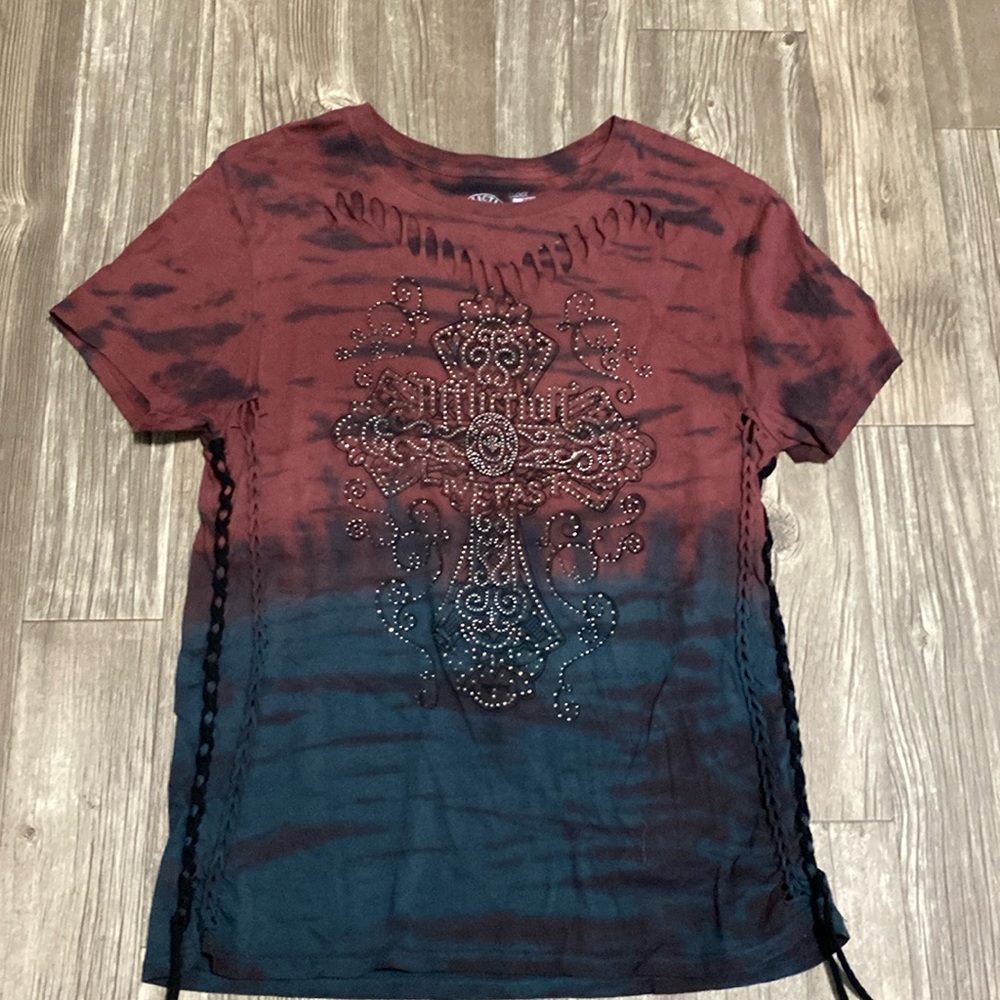 Affliction Women’s shirt size L